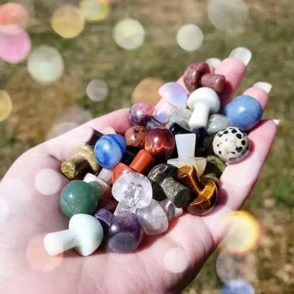 Set of 5 Mixed Lot Natural Crystal Mushroom/Hand Carved Quartz Crystal Healing
